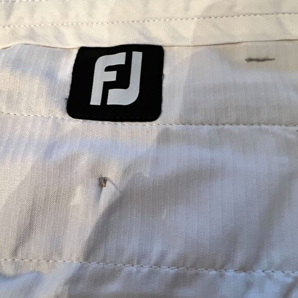 FJ FootJoy Golf Shorts Mens Beige Brown Performance Bermuda Classic Fit Size W42 - Picture 4 of 8
